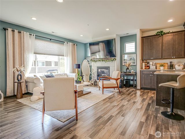 2704 S 120th Place, Seattle, WA 98168