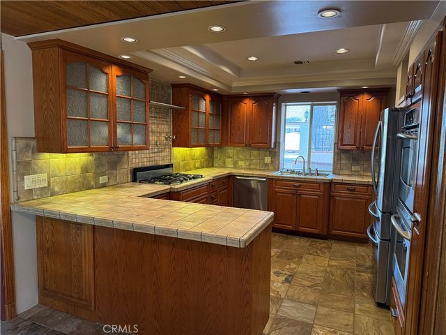 10287 Canyon, Escondido, CA 92026