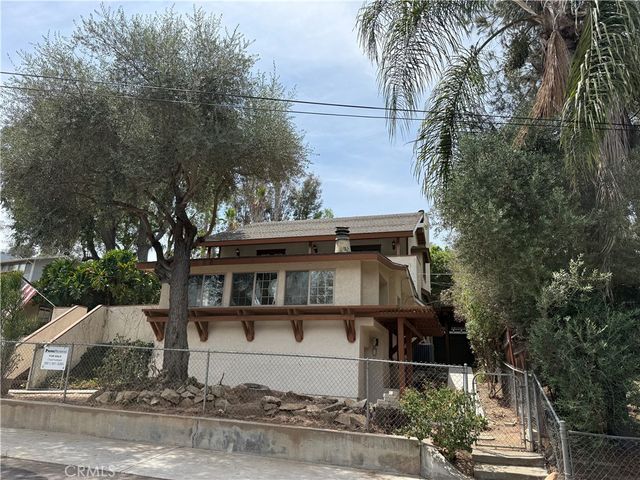 10287 Canyon, Escondido, CA 92026