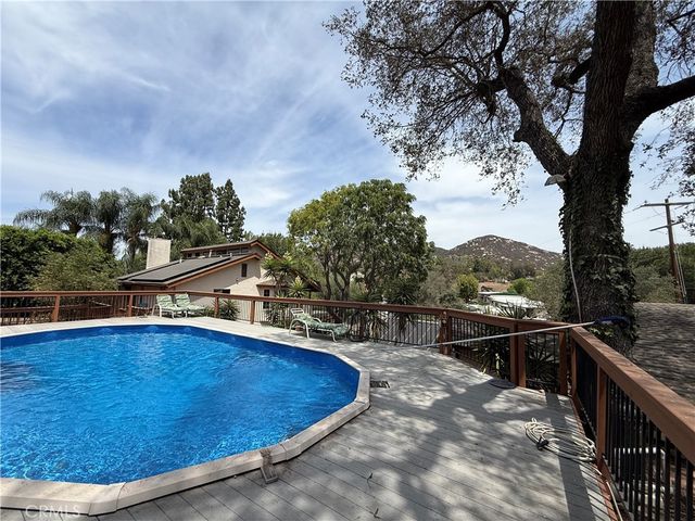 10287 Canyon, Escondido, CA 92026
