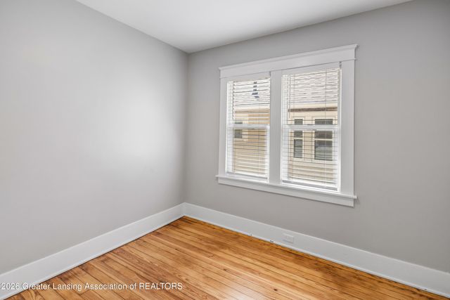 2412 Fernwood Avenue, Lansing, MI 48912