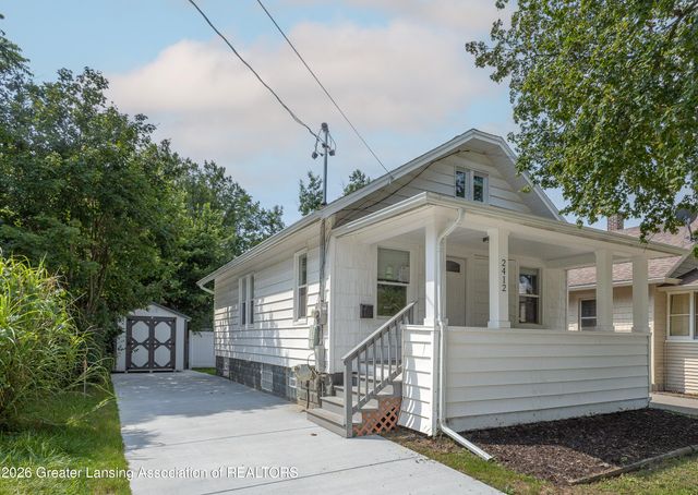 2412 Fernwood Avenue, Lansing, MI 48912