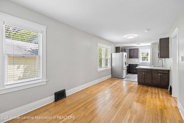 2412 Fernwood Avenue, Lansing, MI 48912