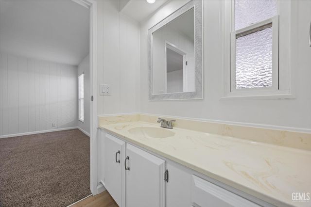 152 Torrey Pine Lane, Bakersfield, CA 93308