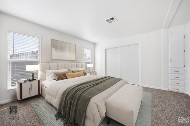 152 Torrey Pine Lane, Bakersfield, CA 93308