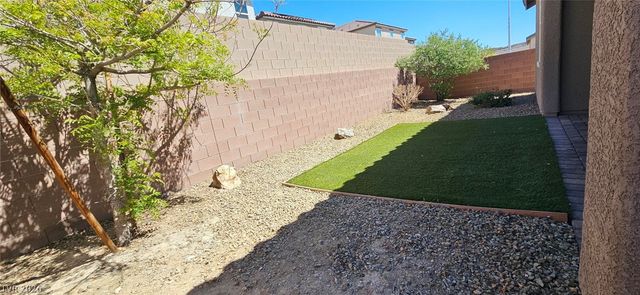 4208 Seclusion Bay Avenue, North Las Vegas, NV 89081