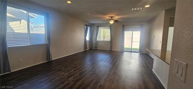 4208 Seclusion Bay Avenue, North Las Vegas, NV 89081