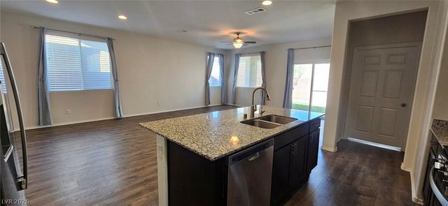 4208 Seclusion Bay Avenue, North Las Vegas, NV 89081