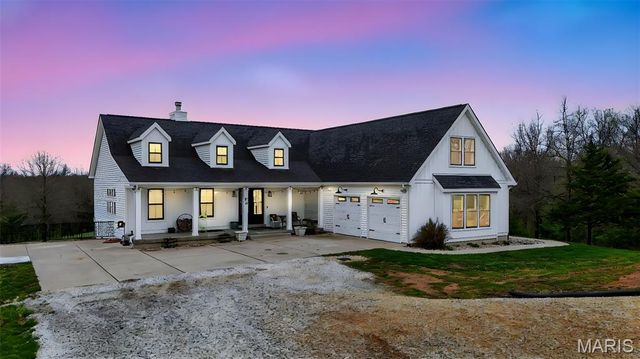 280 Sycamore Lane, Winfield, MO 63389