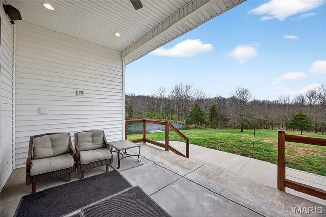 280 Sycamore Lane, Winfield, MO 63389