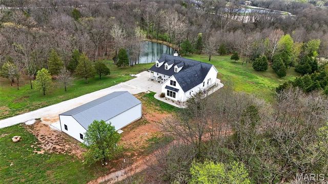 280 Sycamore Lane, Winfield, MO 63389