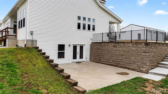 280 Sycamore Lane, Winfield, MO 63389