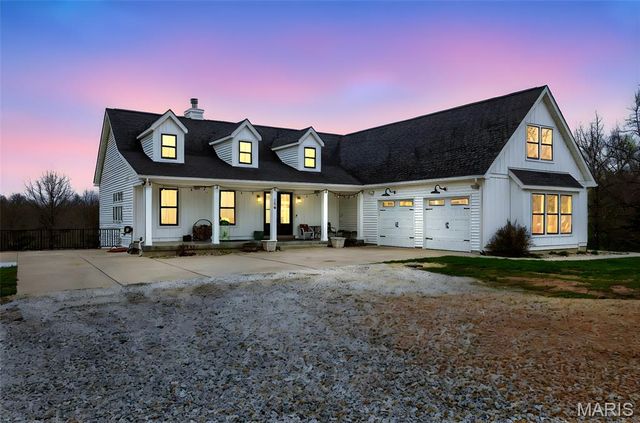 280 Sycamore Lane, Winfield, MO 63389
