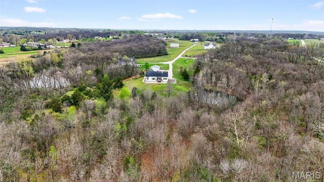 280 Sycamore Lane, Winfield, MO 63389