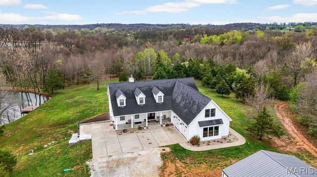 280 Sycamore Lane, Winfield, MO 63389