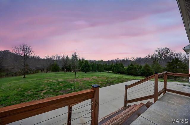 280 Sycamore Lane, Winfield, MO 63389