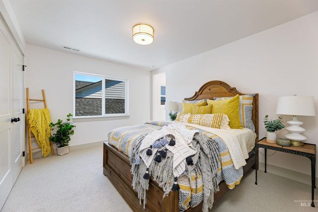 2864 E Mardia St, Meridian, ID 83642