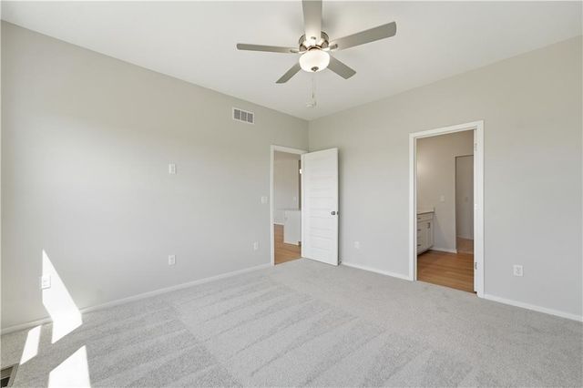 1217 SE Windbreak Street, Lee's Summit, MO 64081