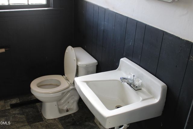 398 N Englewood Drive, Kenly, NC 27542