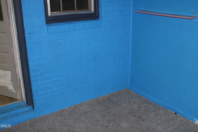 398 N Englewood Drive, Kenly, NC 27542