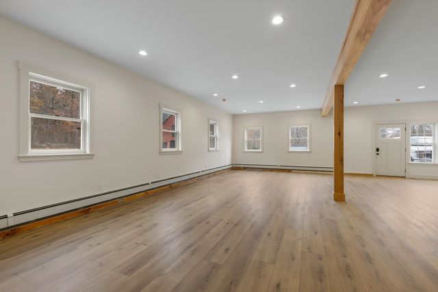 345 DRY HILL Road, Barrington, NH 03825