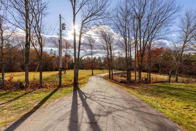 345 DRY HILL Road, Barrington, NH 03825