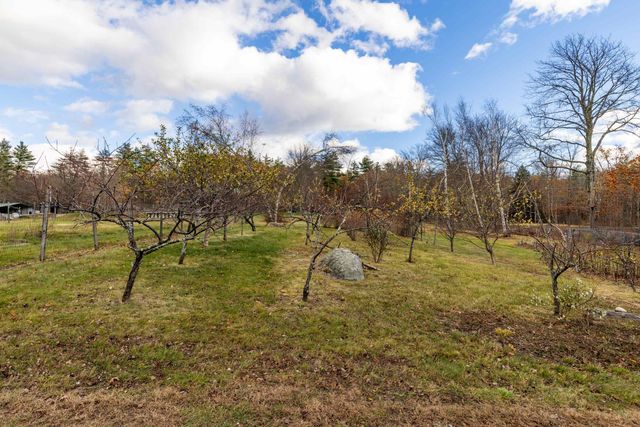 345 DRY HILL Road, Barrington, NH 03825