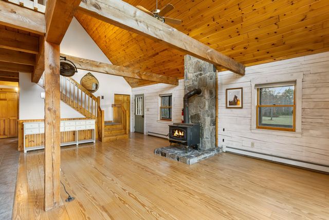 345 DRY HILL Road, Barrington, NH 03825