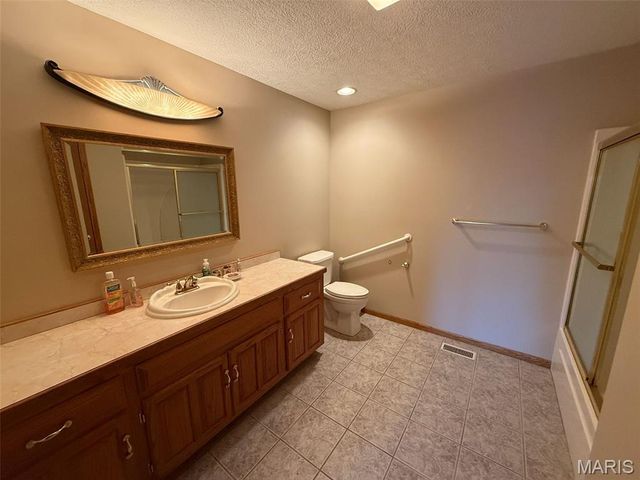 605 Wildwood Lane, Waynesville, MO 65583