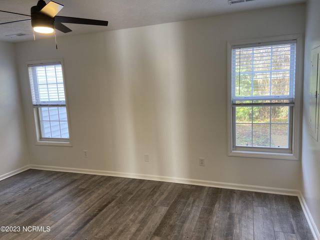 338 Emerald Cove Court, Wilmington, NC 28409