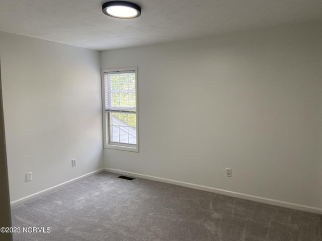 338 Emerald Cove Court, Wilmington, NC 28409