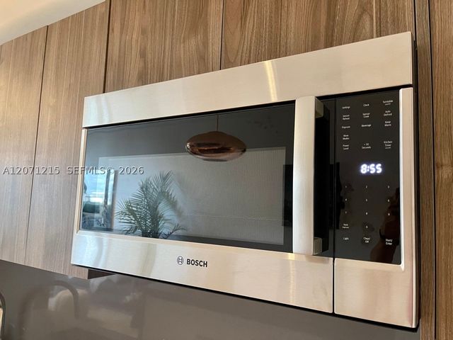 3470 E Coast Ave H0806, Miami, FL 33137