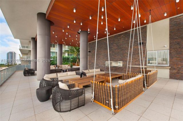 3470 E Coast Ave H0806, Miami, FL 33137