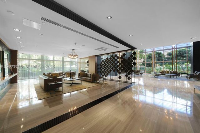 3470 E Coast Ave H0806, Miami, FL 33137