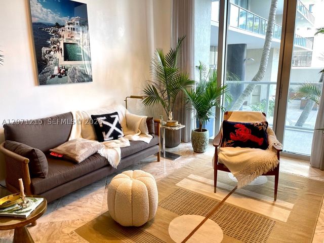3470 E Coast Ave H0806, Miami, FL 33137