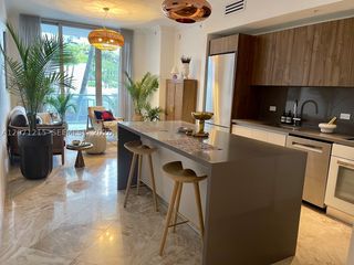 3470 E Coast Ave H0806, Miami, FL 33137