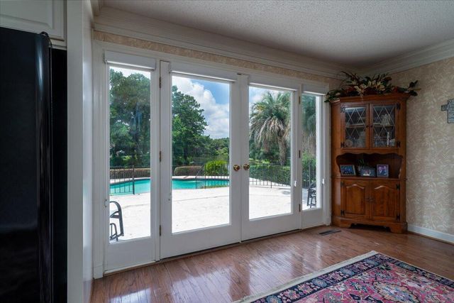 731 Knotty Pine Road, Charleston, SC 29412