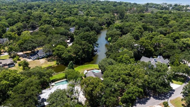 731 Knotty Pine Road, Charleston, SC 29412