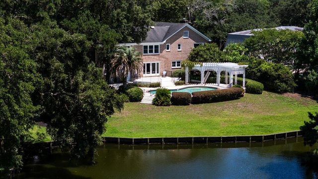 731 Knotty Pine Road, Charleston, SC 29412