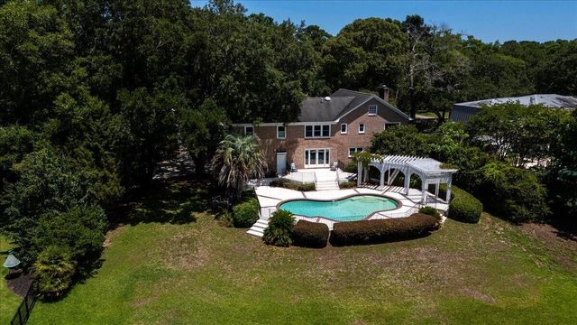 731 Knotty Pine Road, Charleston, SC 29412