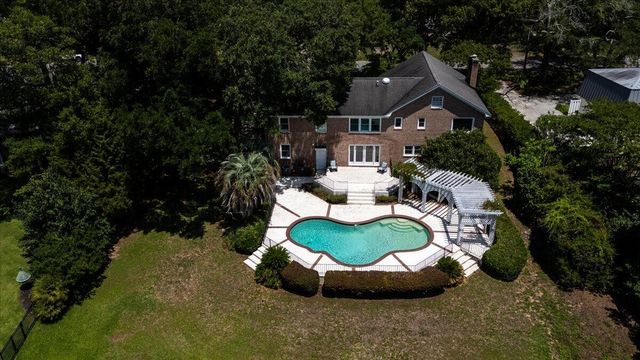 731 Knotty Pine Road, Charleston, SC 29412