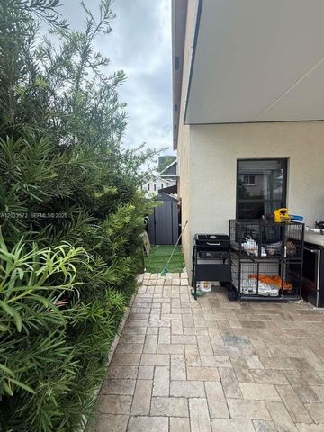 24851 SW 121st Place, Homestead, FL 33032