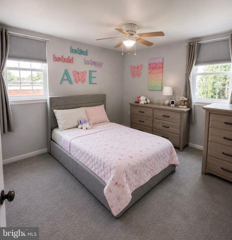 8520 BRIDLE RD, Philadelphia, PA 19111