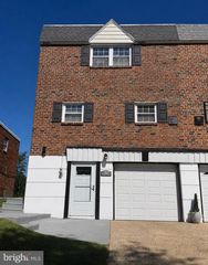 8520 BRIDLE RD, Philadelphia, PA 19111