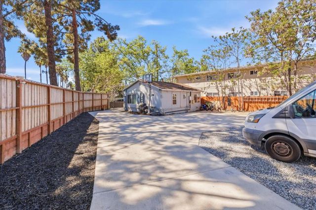 760762 S 9th Street, San Jose, CA 95112