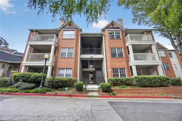 1021 Chastain Park Court NE, Atlanta, GA 30342