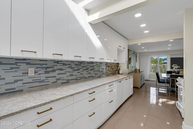 215 W Morgan Avenue 13, Deal, NJ 07723