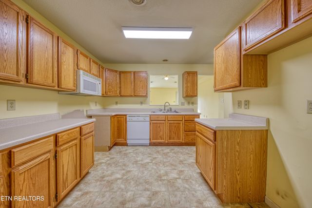 6360 Love Song Lane, Knoxville, TN 37914