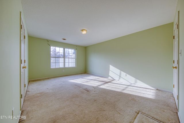 6360 Love Song Lane, Knoxville, TN 37914