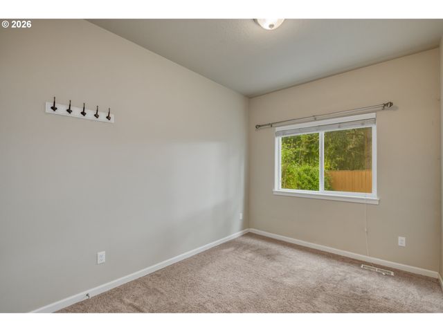 21626 Sw PARKIN Ln, Beaverton, OR 97003